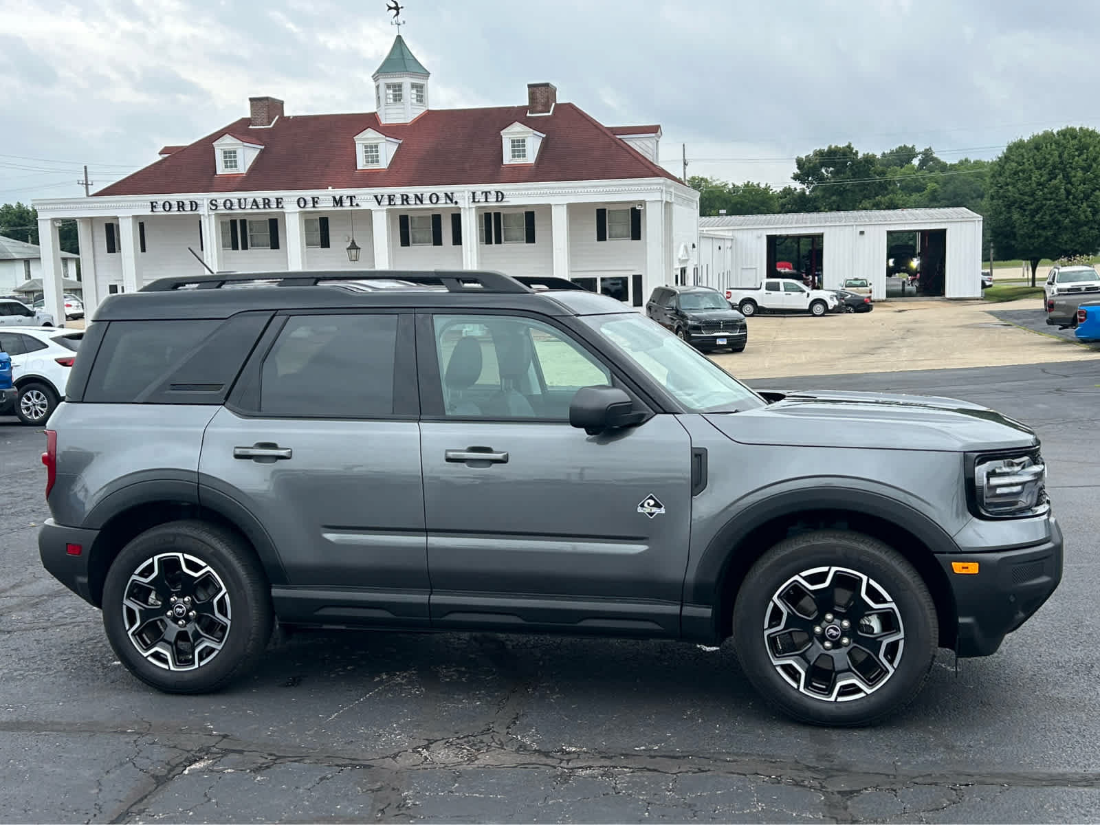 Used 2025 Ford Bronco Sport Outer Banks w/ Outer Banks Tech Package+ AWD/4WD image 5