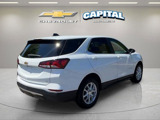 Used 2023 Chevrolet Equinox LT w/ LPO, Floor Liner Package FWD image 5