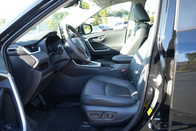 Used 2024 Toyota RAV4 Limited w/ Advanced Technology Package AWD/4WD image 23