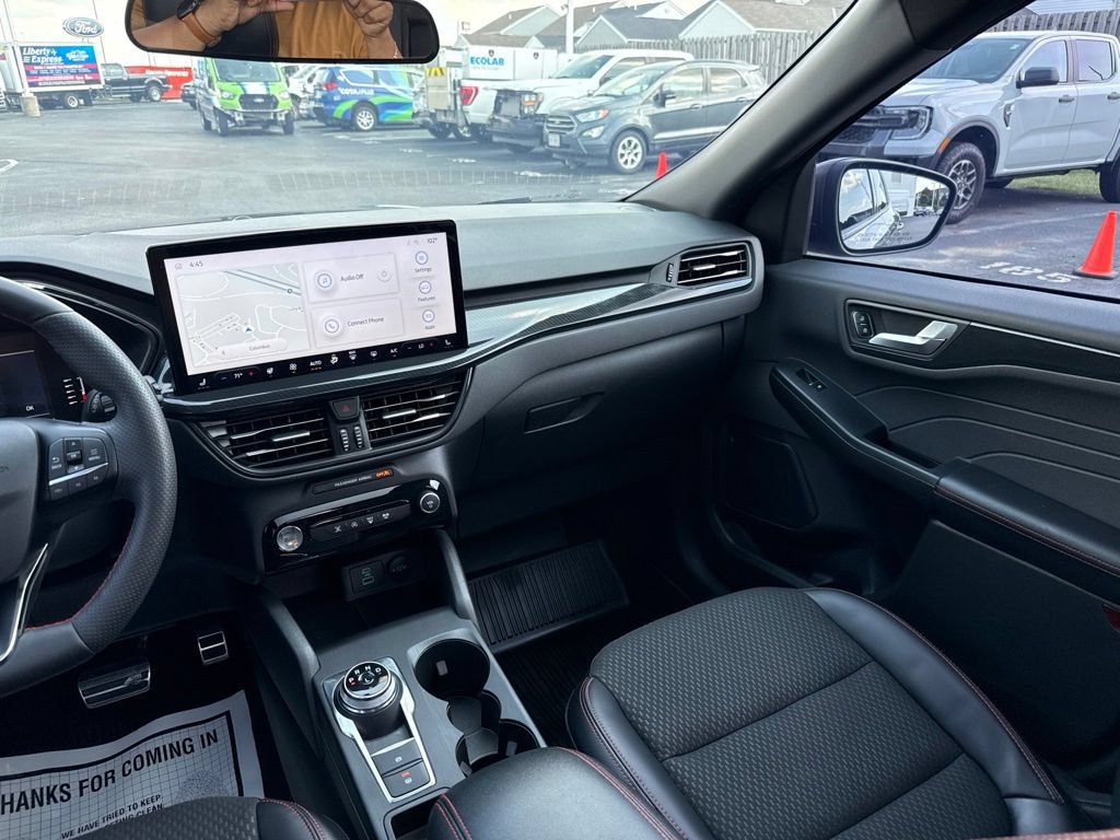 Used 2023 Ford Escape ST-Line w/ Tech Pack #1 AWD/4WD image 15