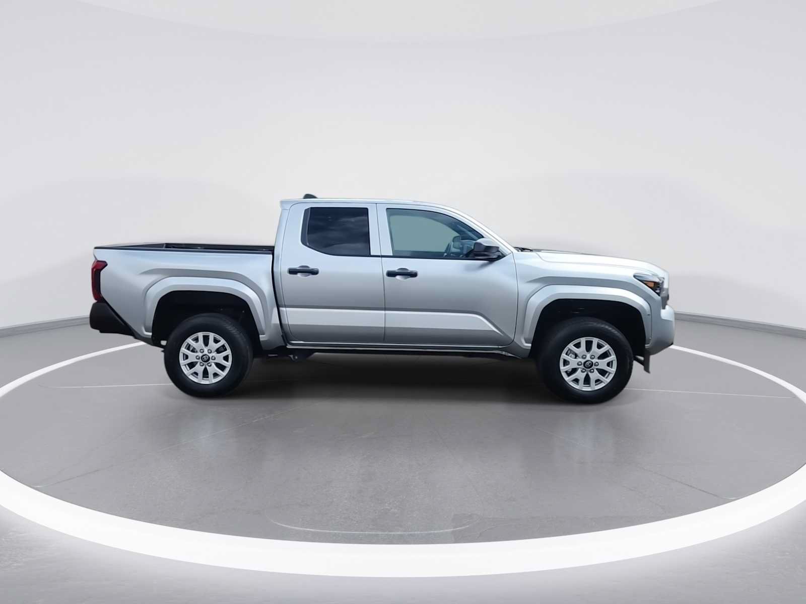 Certified 2024 Toyota Tacoma SR w/ SR Upgrade Package AWD/4WD image 9