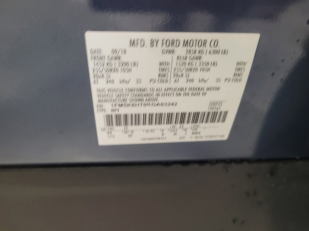 Used 2019 Ford Explorer Platinum AWD/4WD image 32