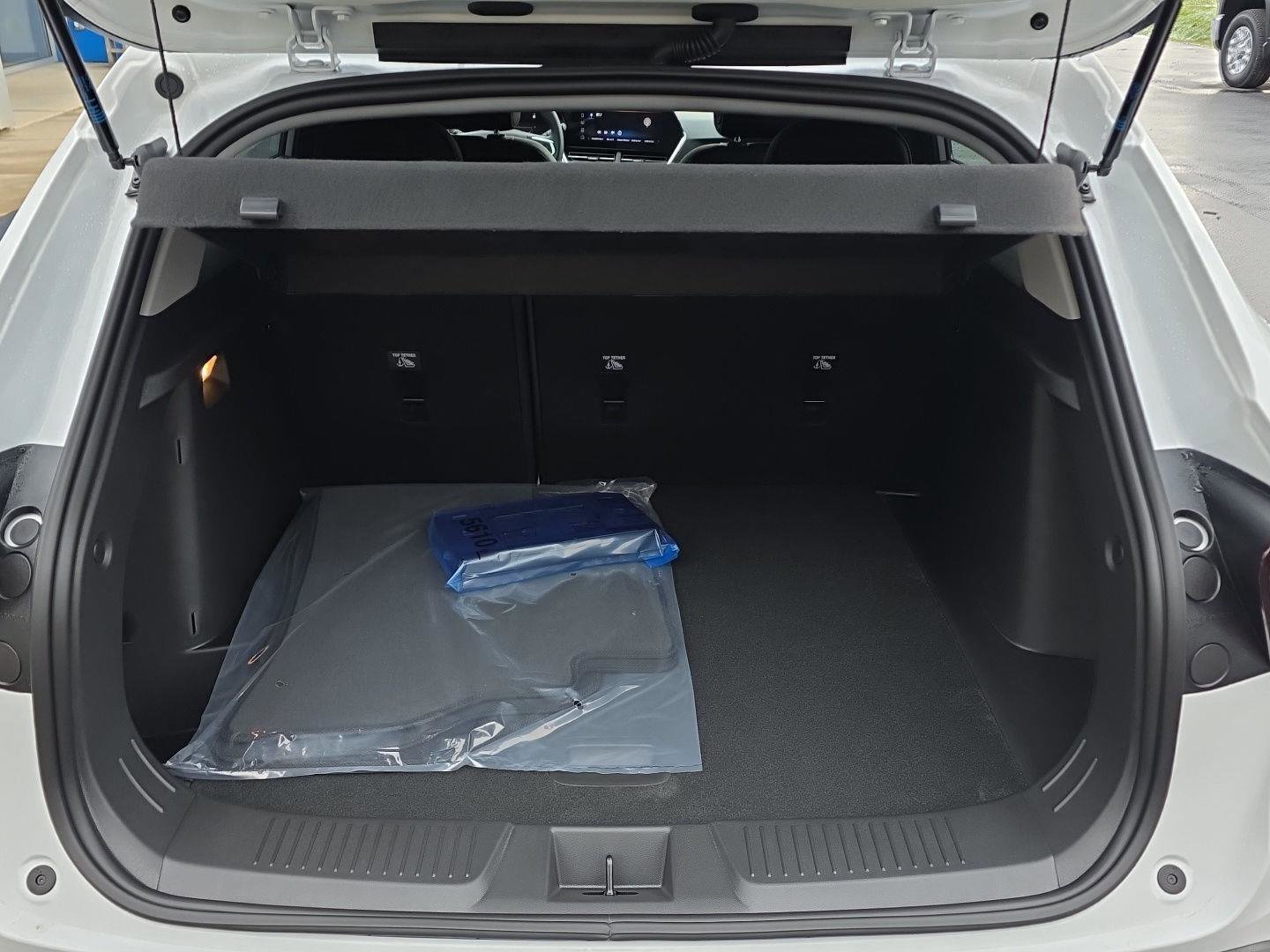 New 2025 Chevrolet Trax LT w/ Driver Confidence Package image 21