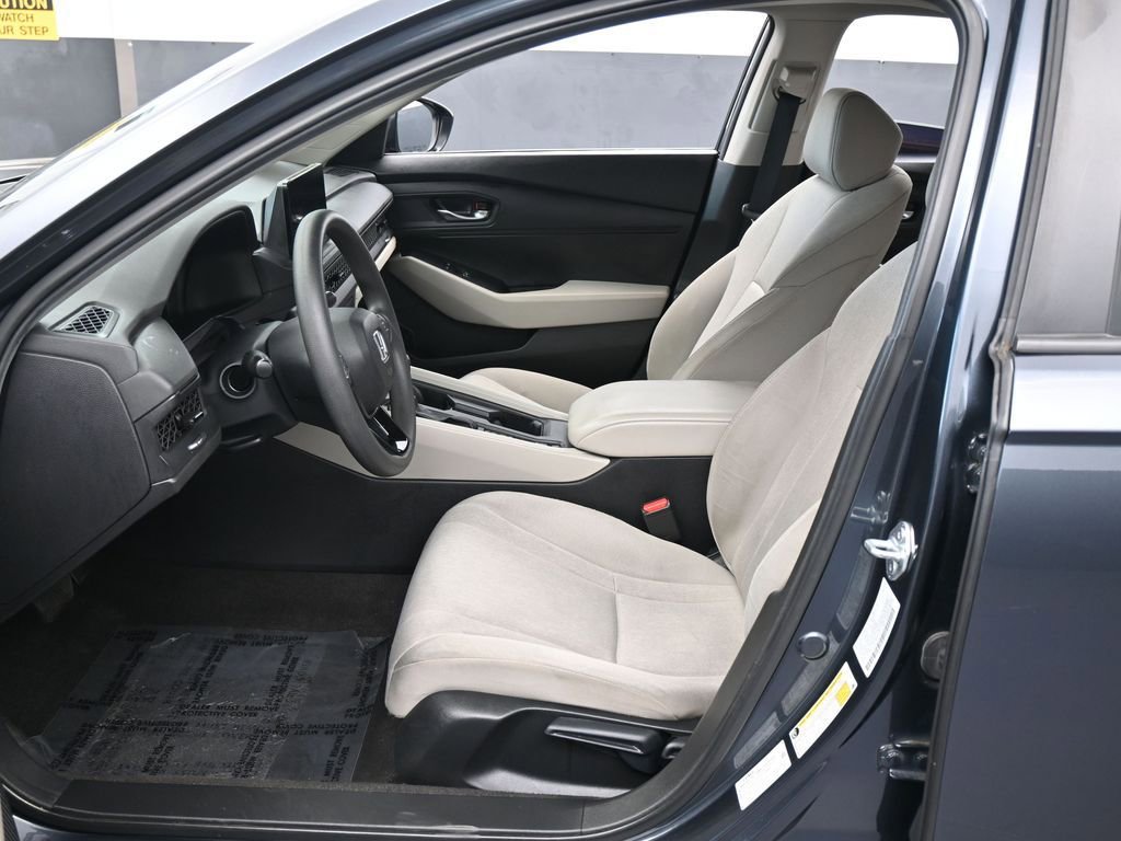 Used 2024 Honda Accord LX image 11
