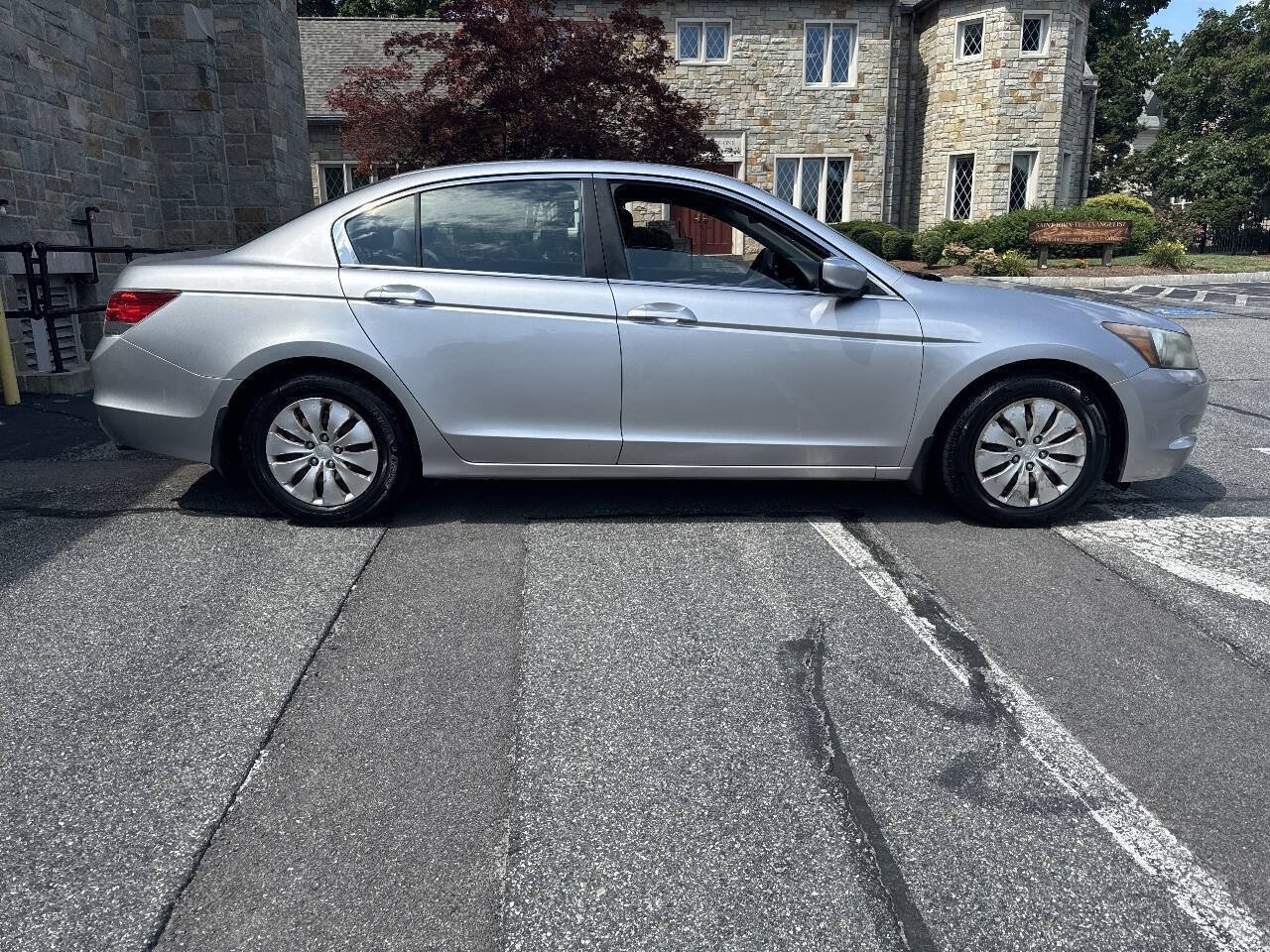 Used 2010 Honda Accord LX image 3