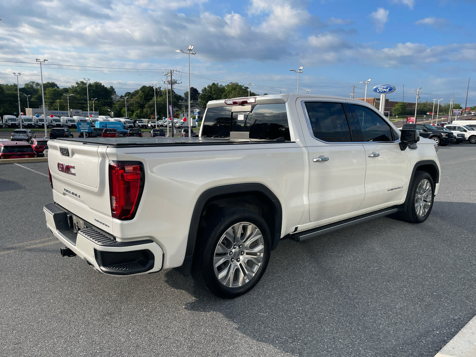 Used 2020 GMC Sierra 1500 Denali w/ Denali Ultimate Package AWD/4WD image 5