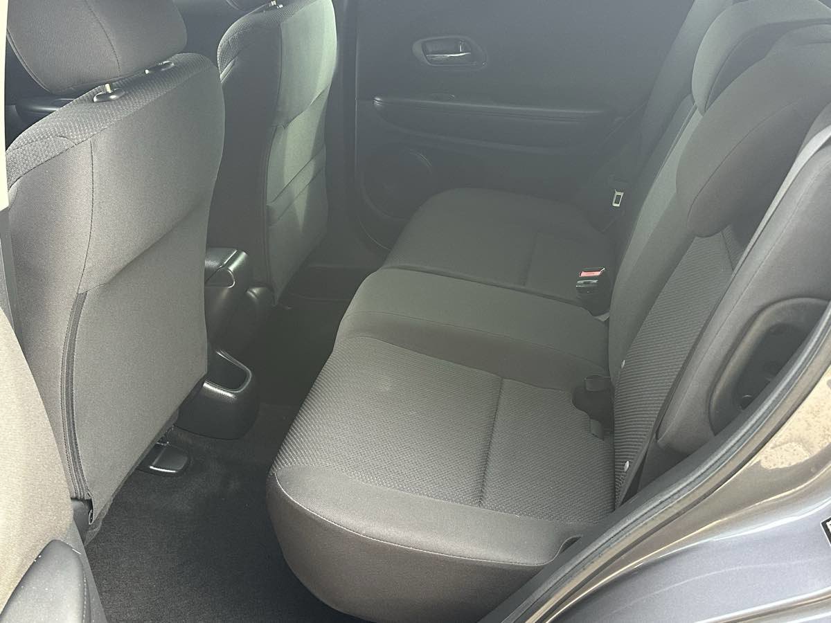 Used 2017 Honda HR-V LX image 14