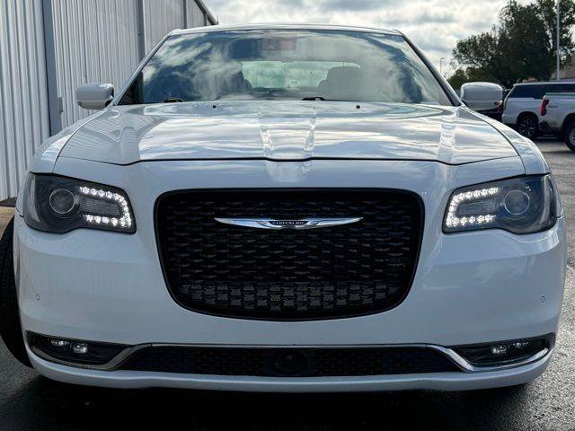 Used 2022 Chrysler 300 S w/ Comfort Group image 18