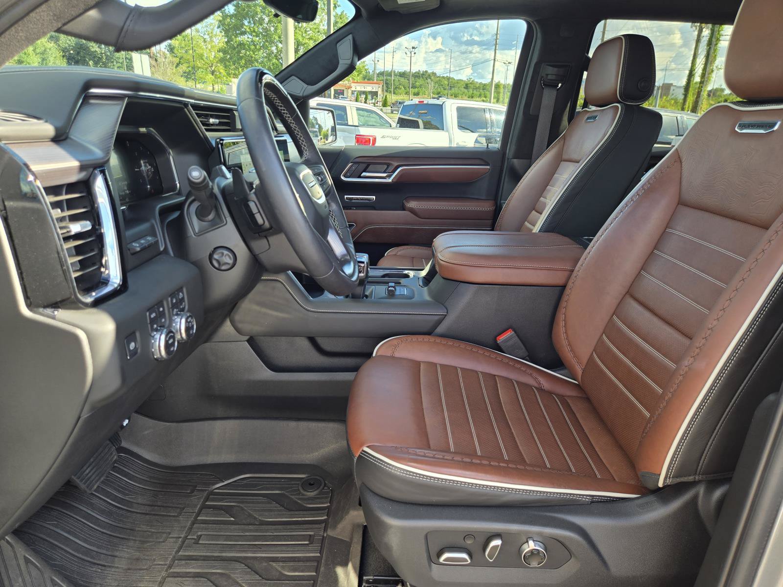 Used 2026 GMC Sierra 1500 Denali Ultimate AWD/4WD image 23