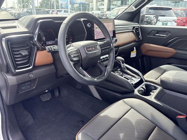 Certified 2026 GMC Canyon AT4 w/ Technology Plus Package AWD/4WD image 10