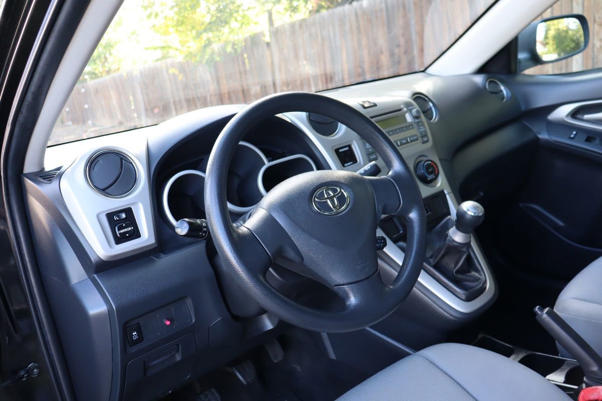 Used 2010 Toyota Matrix image 15