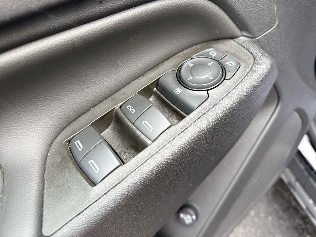 Used 2024 Chevrolet Equinox LT w/ LPO, Floor Liner Package image 13