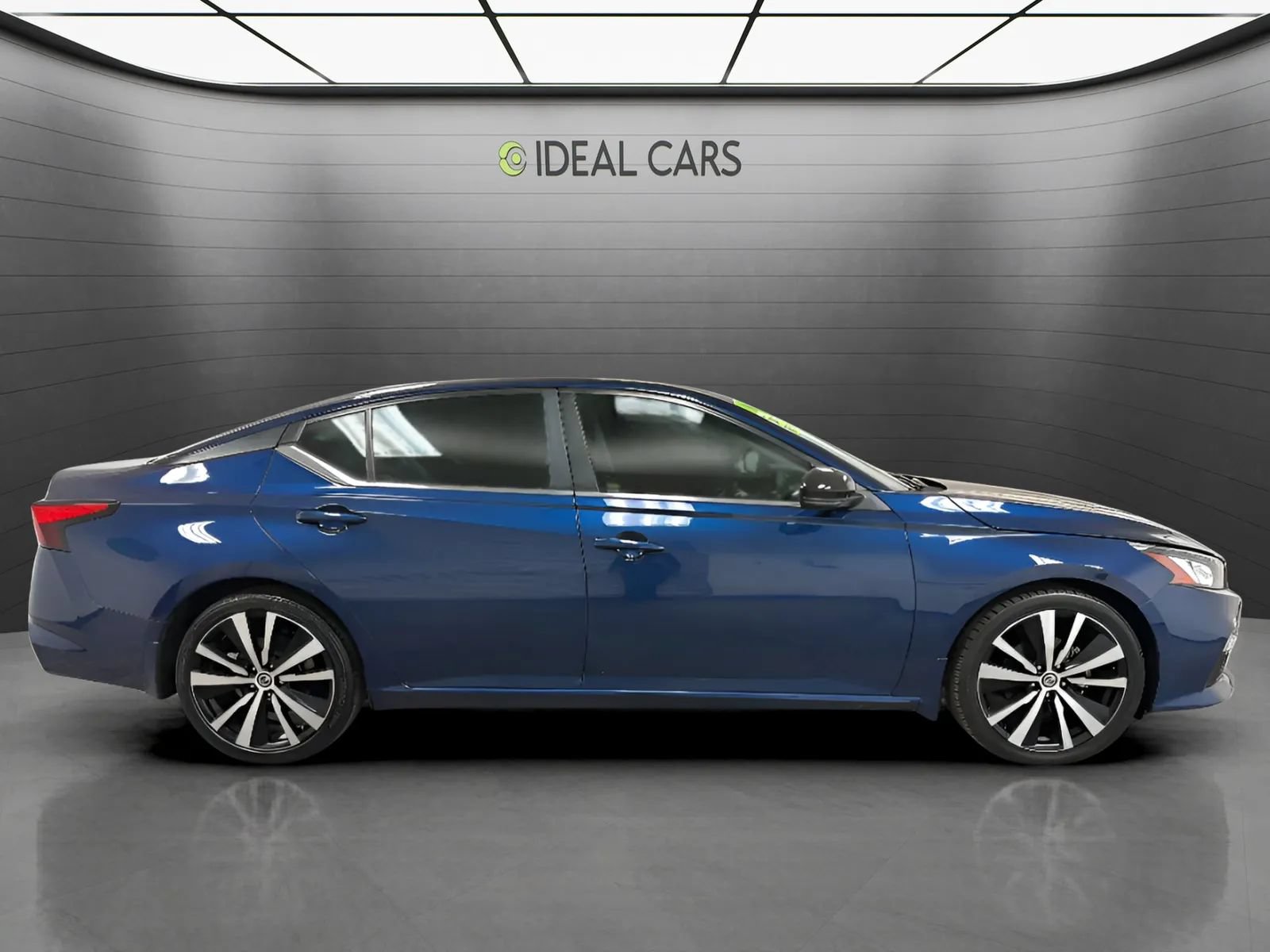 Used 2021 Nissan Altima 2.0 SR FWD image 4