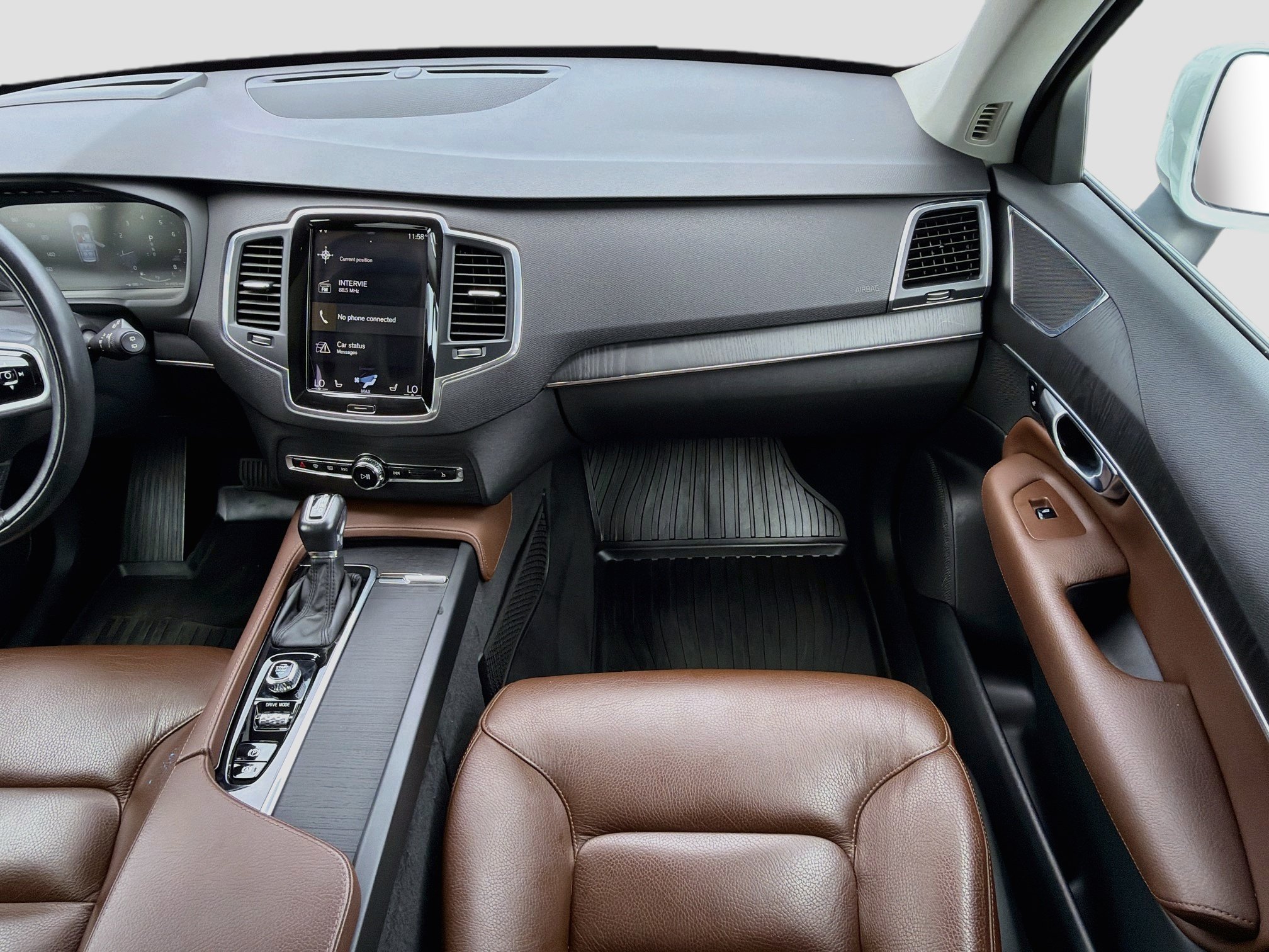 Used 2020 Volvo XC90 T6 Momentum w/ Protection Package Premier AWD/4WD image 19