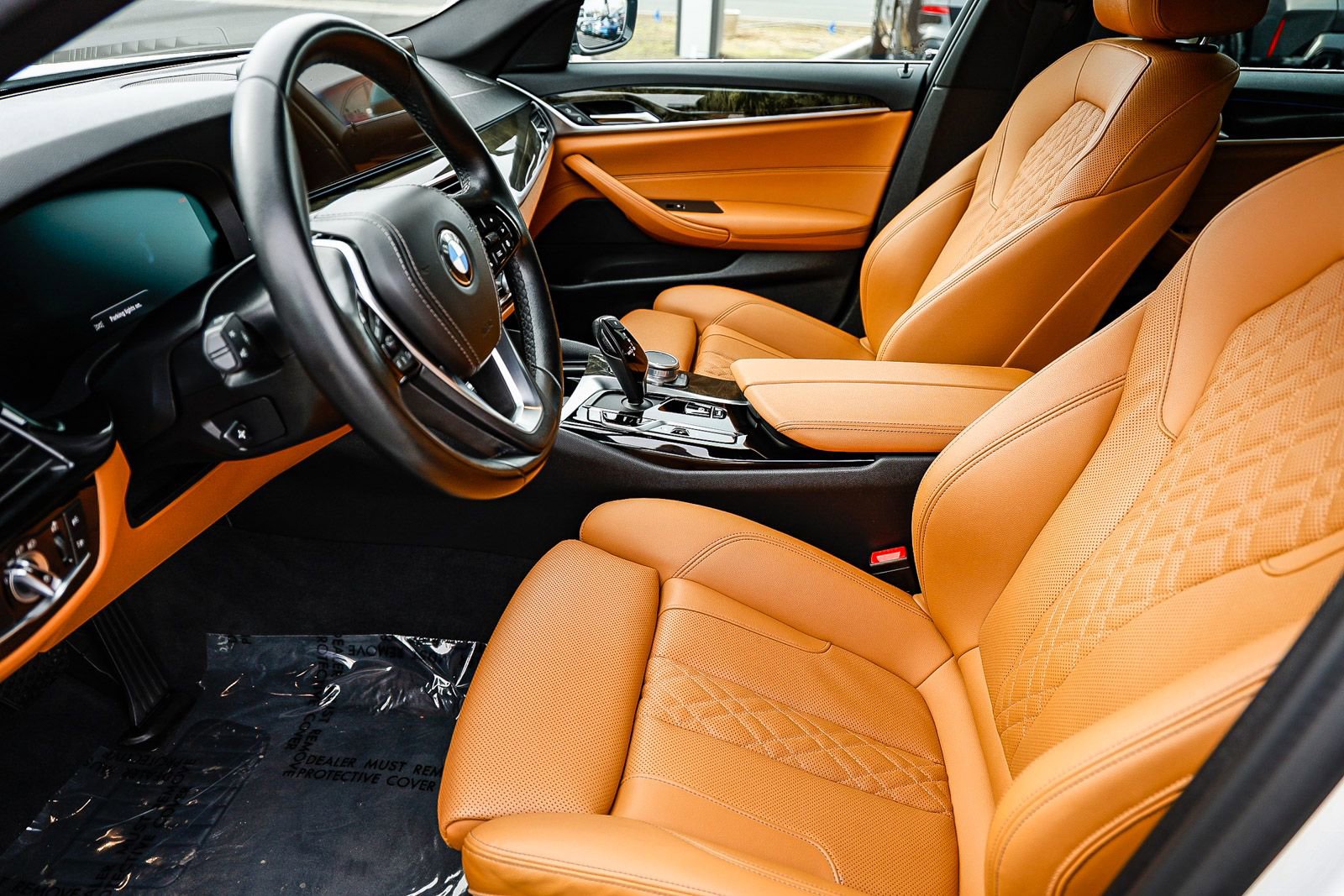 Used 2021 BMW 530e w/ Parking Assistance Package image 19