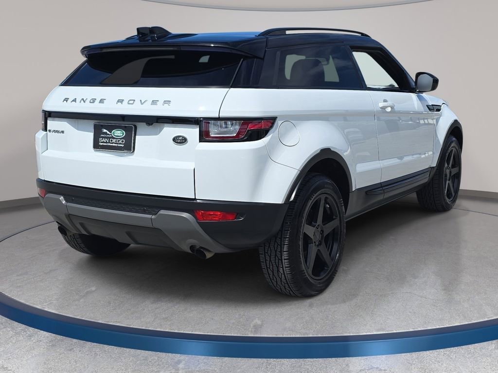 Used 2016 Land Rover Range Rover Evoque SE Premium image 6