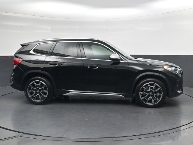 Certified 2023 BMW X1 xDrive28i w/ Convenience Package AWD/4WD image 3