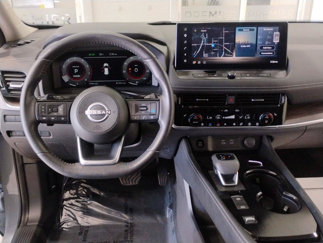Used 2024 Nissan Rogue Platinum w/ Platinum Premium Package FWD image 68