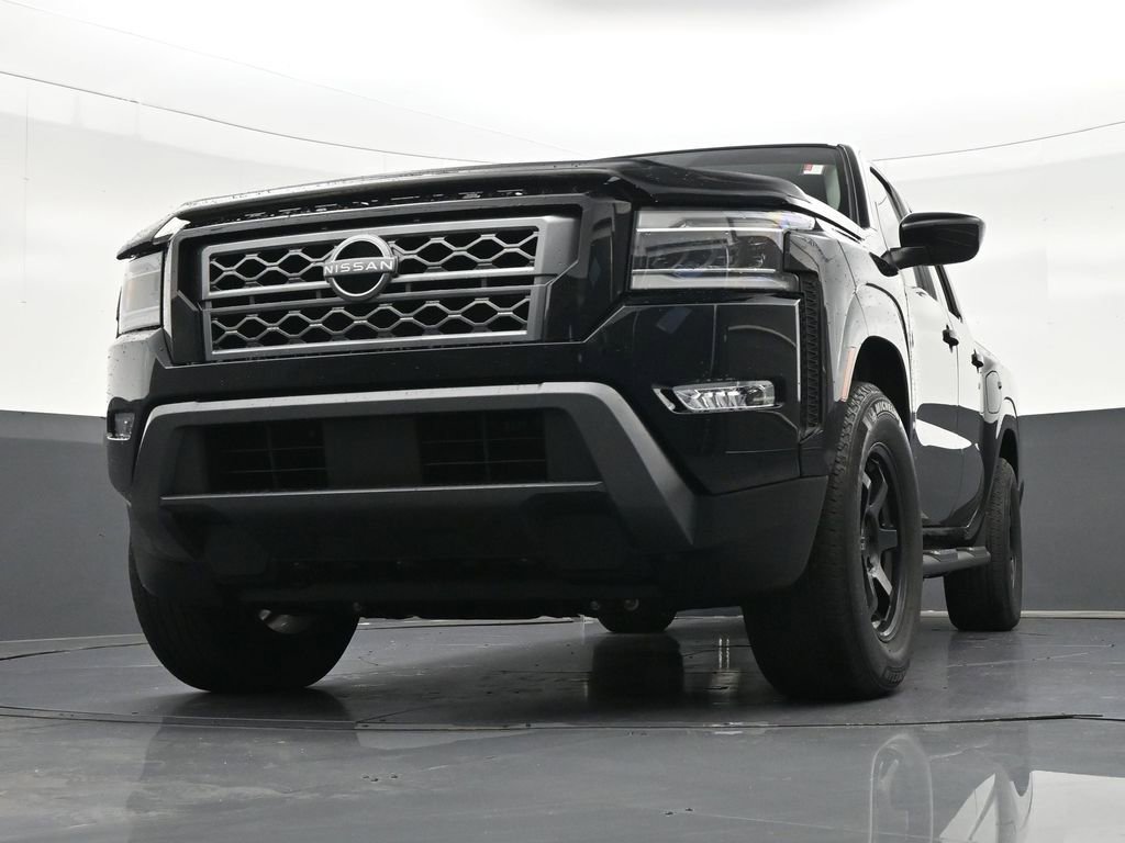 Used 2022 Nissan Frontier SV w/ SV Premium Package image 30