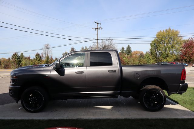 Used 2025 RAM 2500 Laramie image 33