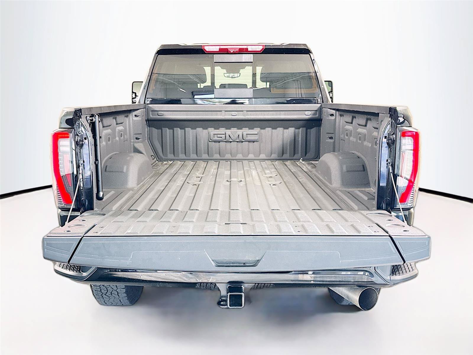 Used 2025 GMC Sierra 2500 AT4 w/ AT4 Premium Plus Package AWD/4WD image 21