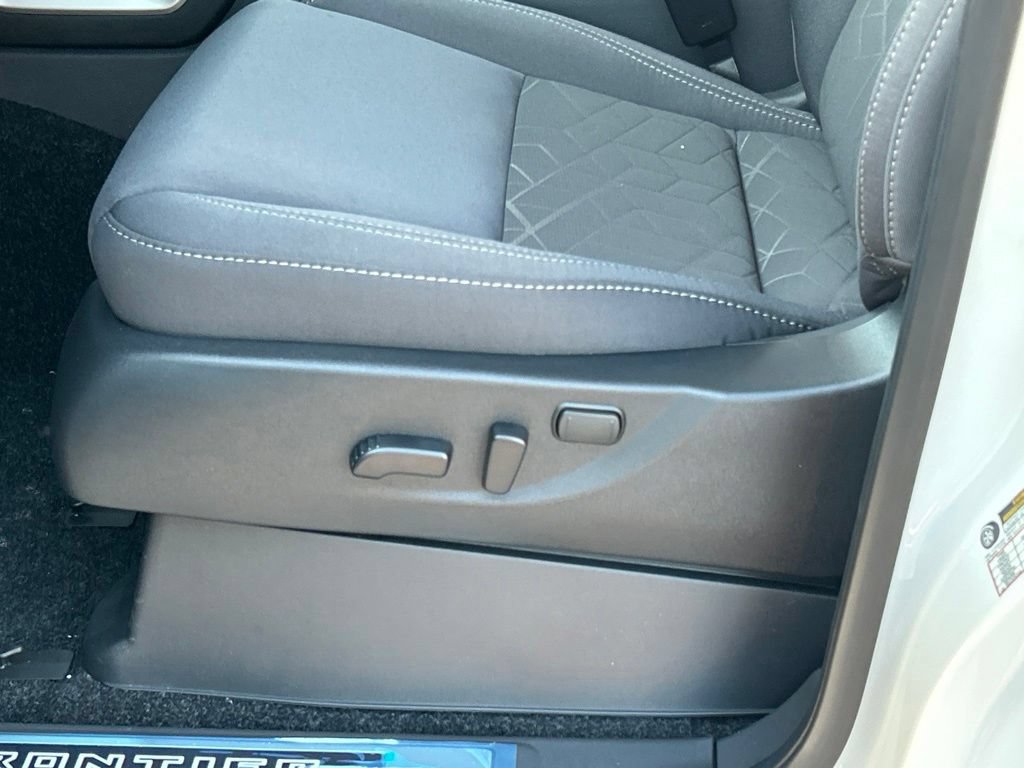 New 2026 Nissan Frontier SV RWD image 17