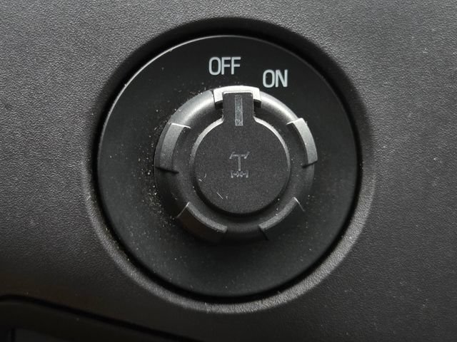 Used 2011 Ford F250 XL RWD image 19