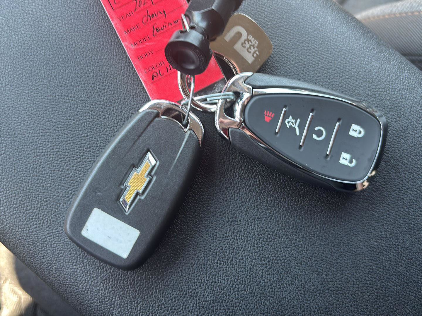 Used 2024 Chevrolet Equinox LT AWD/4WD image 33