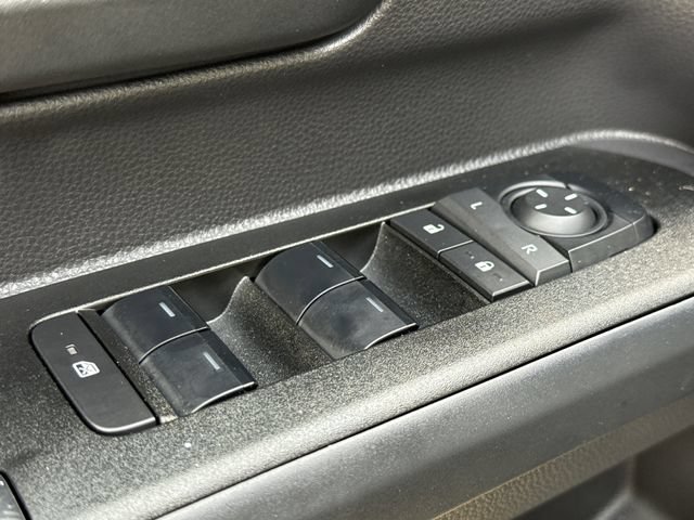 Used 2025 Toyota 4Runner SR5 AWD/4WD image 20