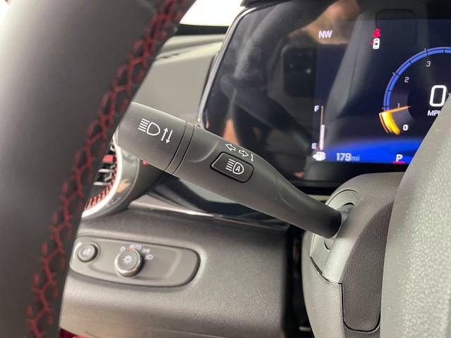 New 2026 Chevrolet Trax RS w/ Driver Confidence Package FWD image 11