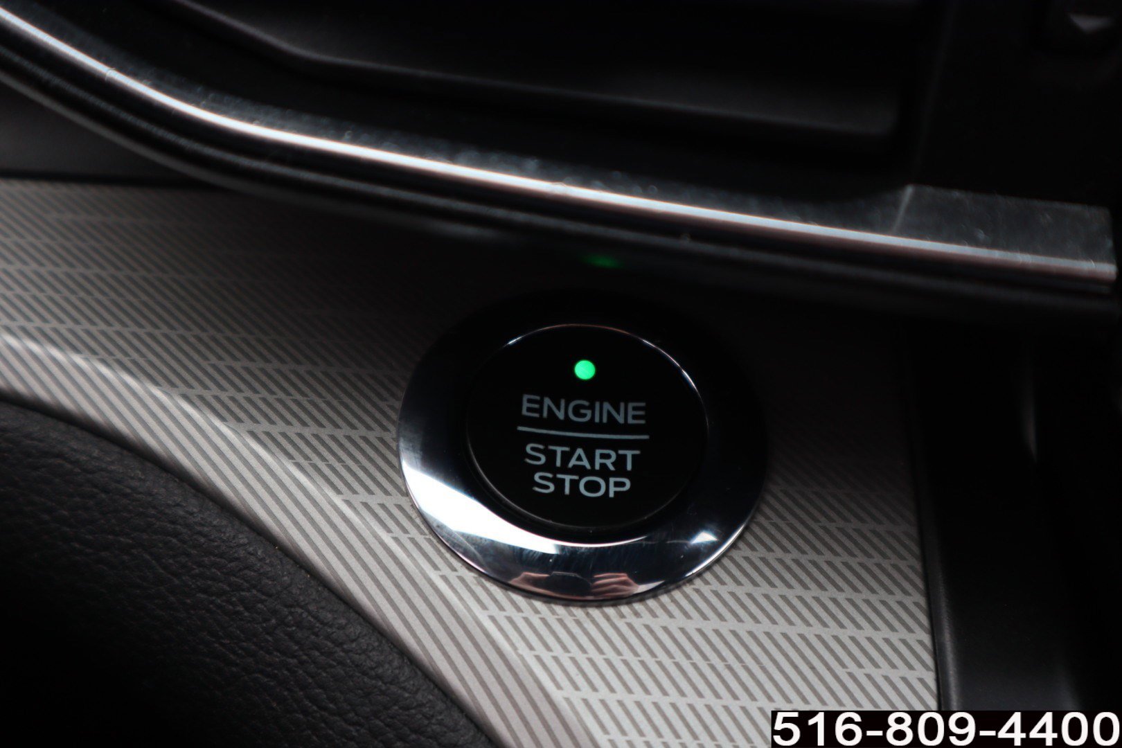 Used 2020 Ford Explorer XLT w/ Equipment Group 202A image 31