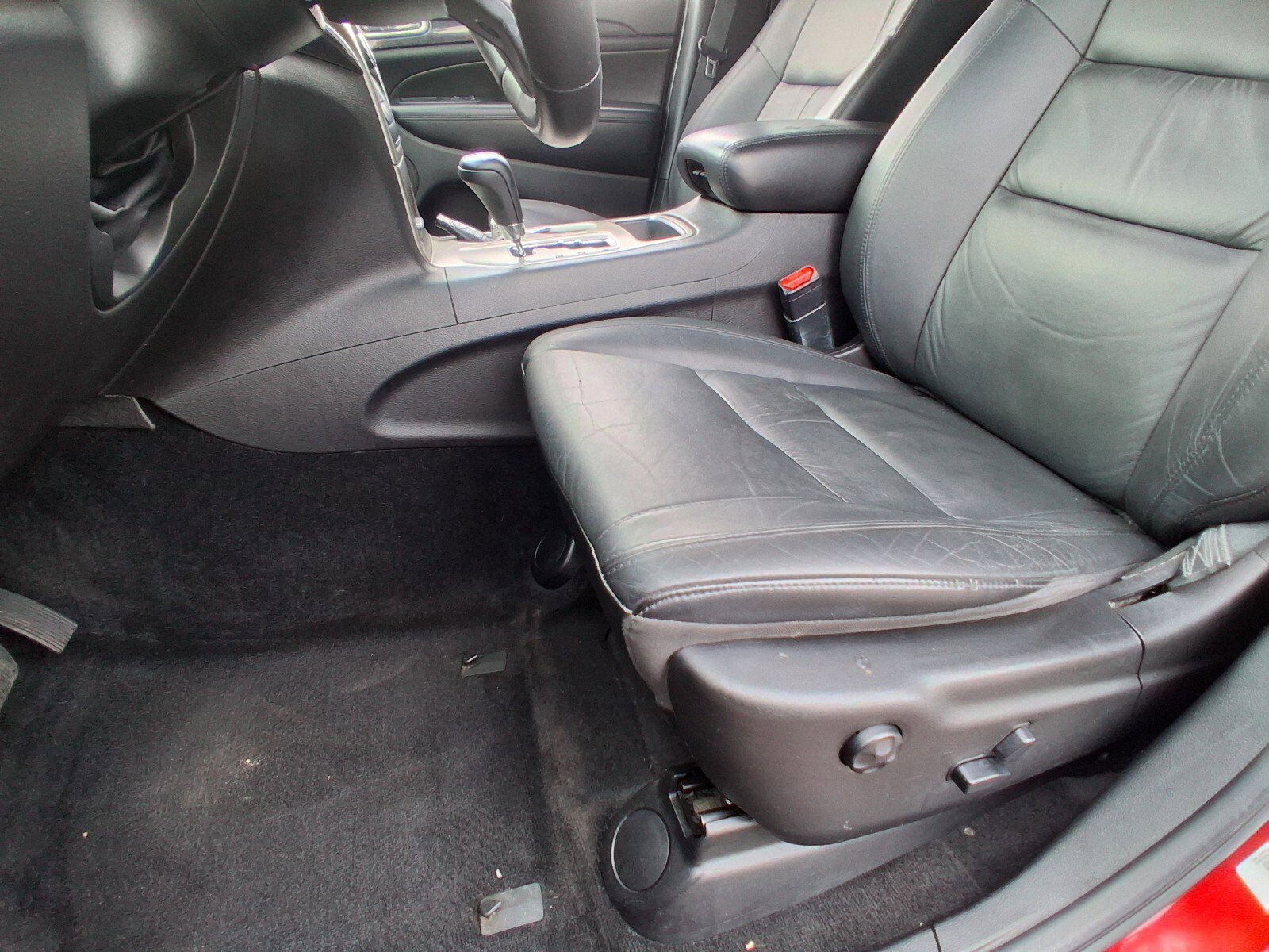 Used 2013 Jeep Grand Cherokee Laredo image 12