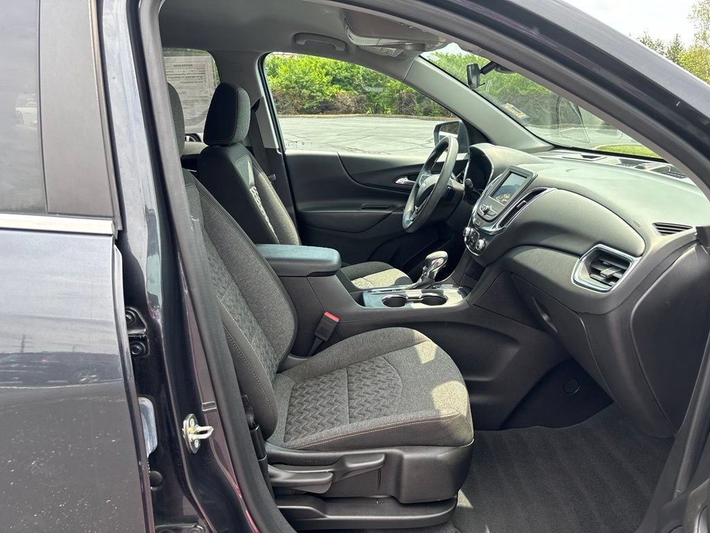 Used 2023 Chevrolet Equinox LT FWD image 21