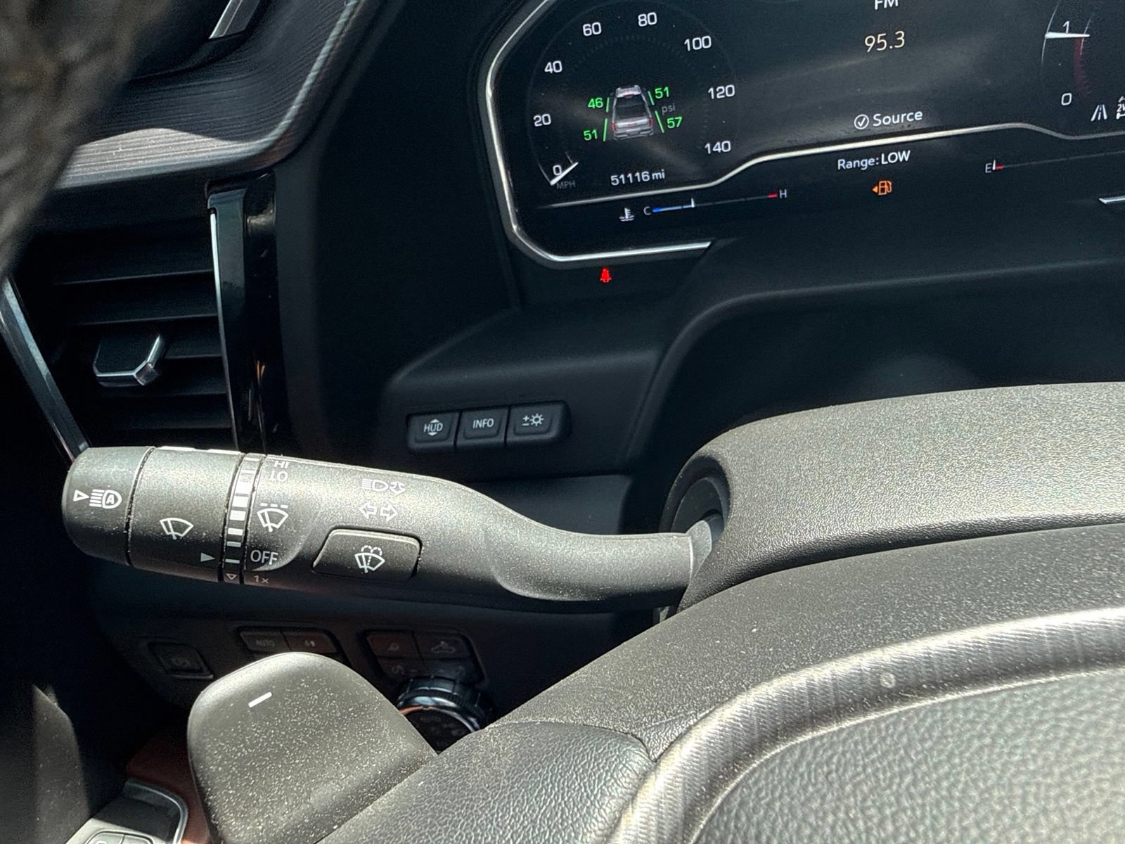 Used 2022 GMC Sierra 1500 Denali Ultimate AWD/4WD image 37