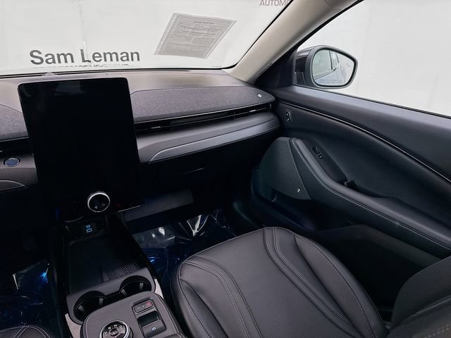 Used 2023 Ford Mustang Mach-E Premium image 24