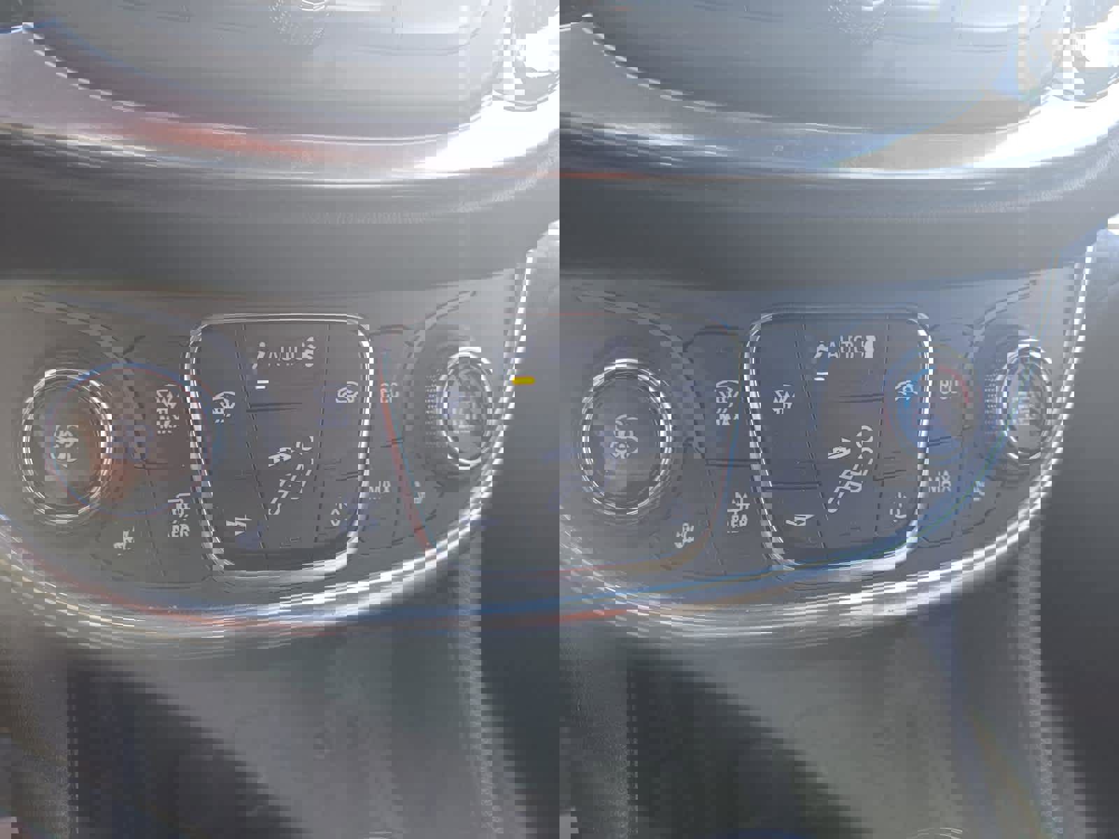 Used 2017 Chevrolet Volt Premier w/ Driver Confidence II Package image 11