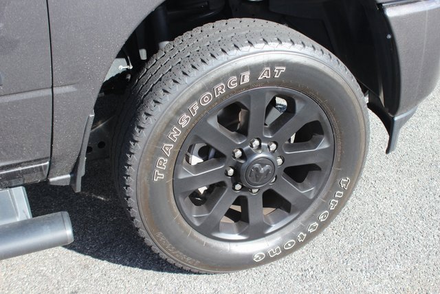 Used 2024 RAM 3500 Laramie w/ Night Edition image 35