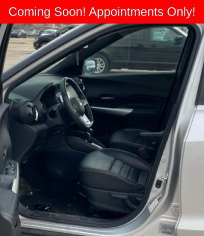 Used 2020 Nissan Kicks SR w/ SR Premium Package image 3