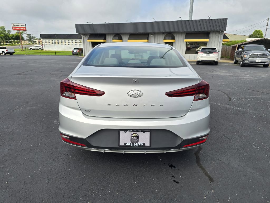 Used 2019 Hyundai Elantra SE image 8