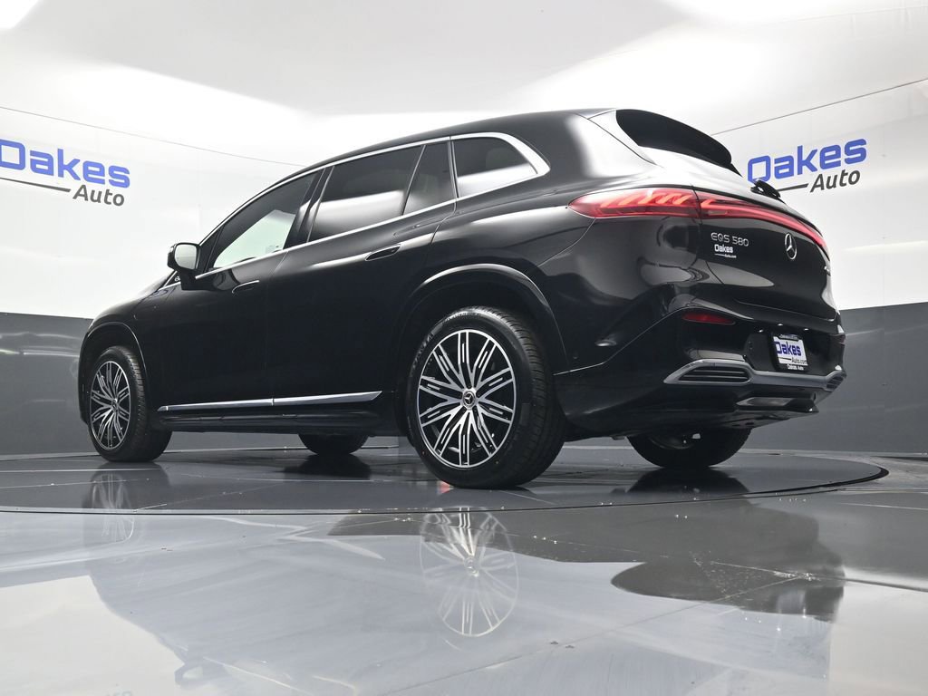 Used 2023 Mercedes-Benz EQS 580 4MATIC SUV image 44