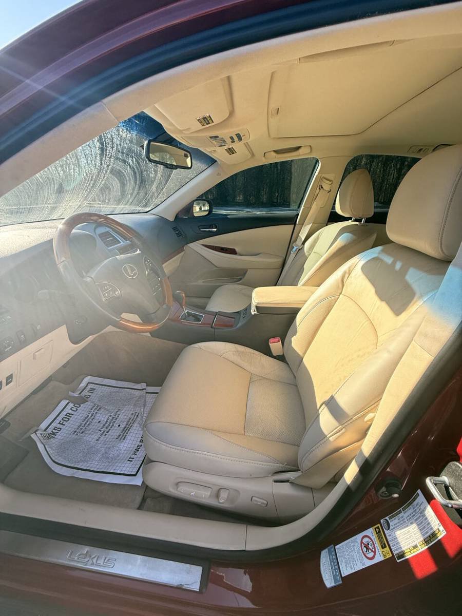 Used 2010 Lexus ES 350 FWD image 11