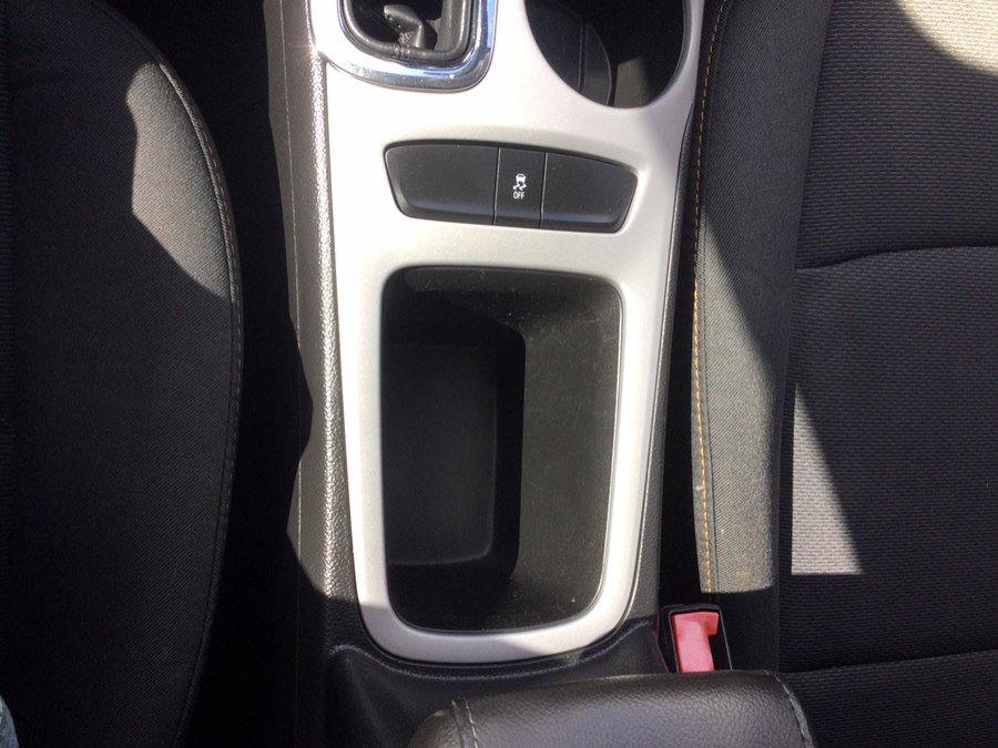Used 2017 Chevrolet Cruze LS FWD image 32