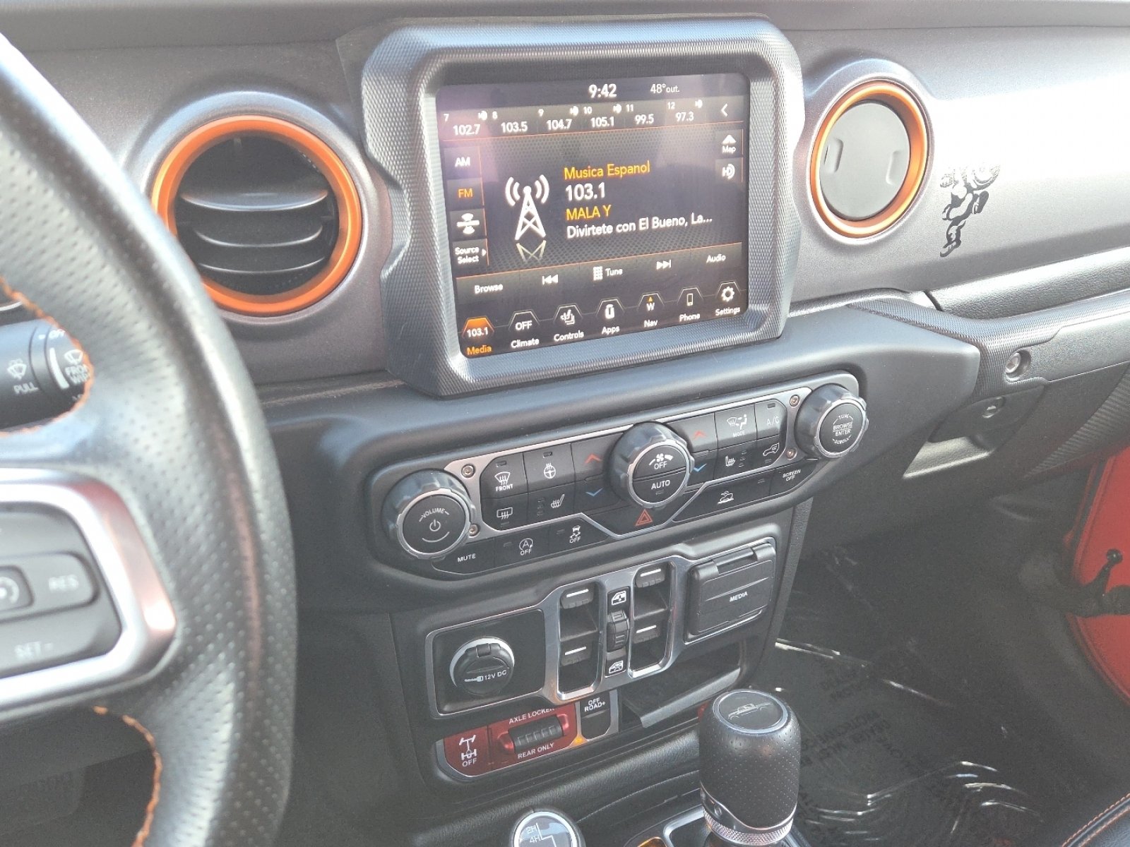 Used 2023 Jeep Gladiator Mojave w/ Cold Weather Group AWD/4WD image 30