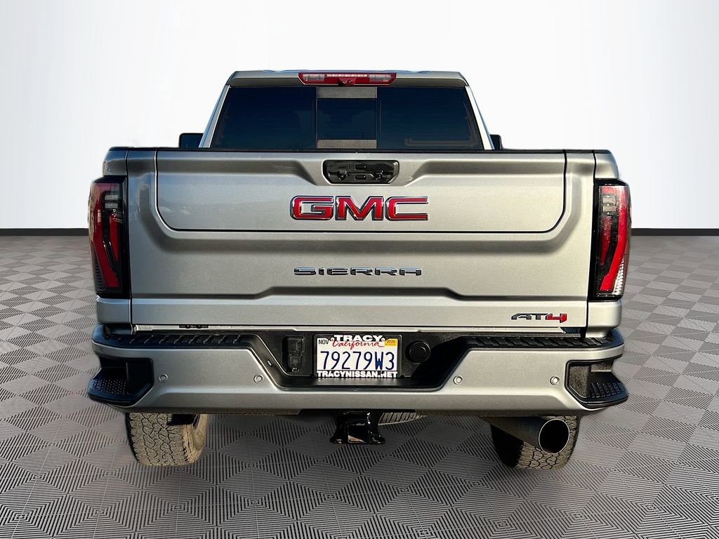 Used 2024 GMC Sierra 2500 AT4 w/ AT4 Premium Plus Package image 6