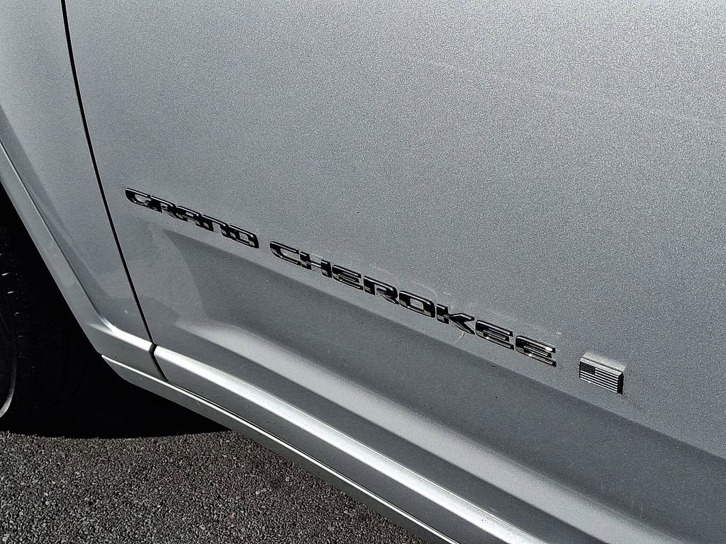 Used 2021 Jeep Grand Cherokee L Overland w/ Advanced Protech Group III image 33