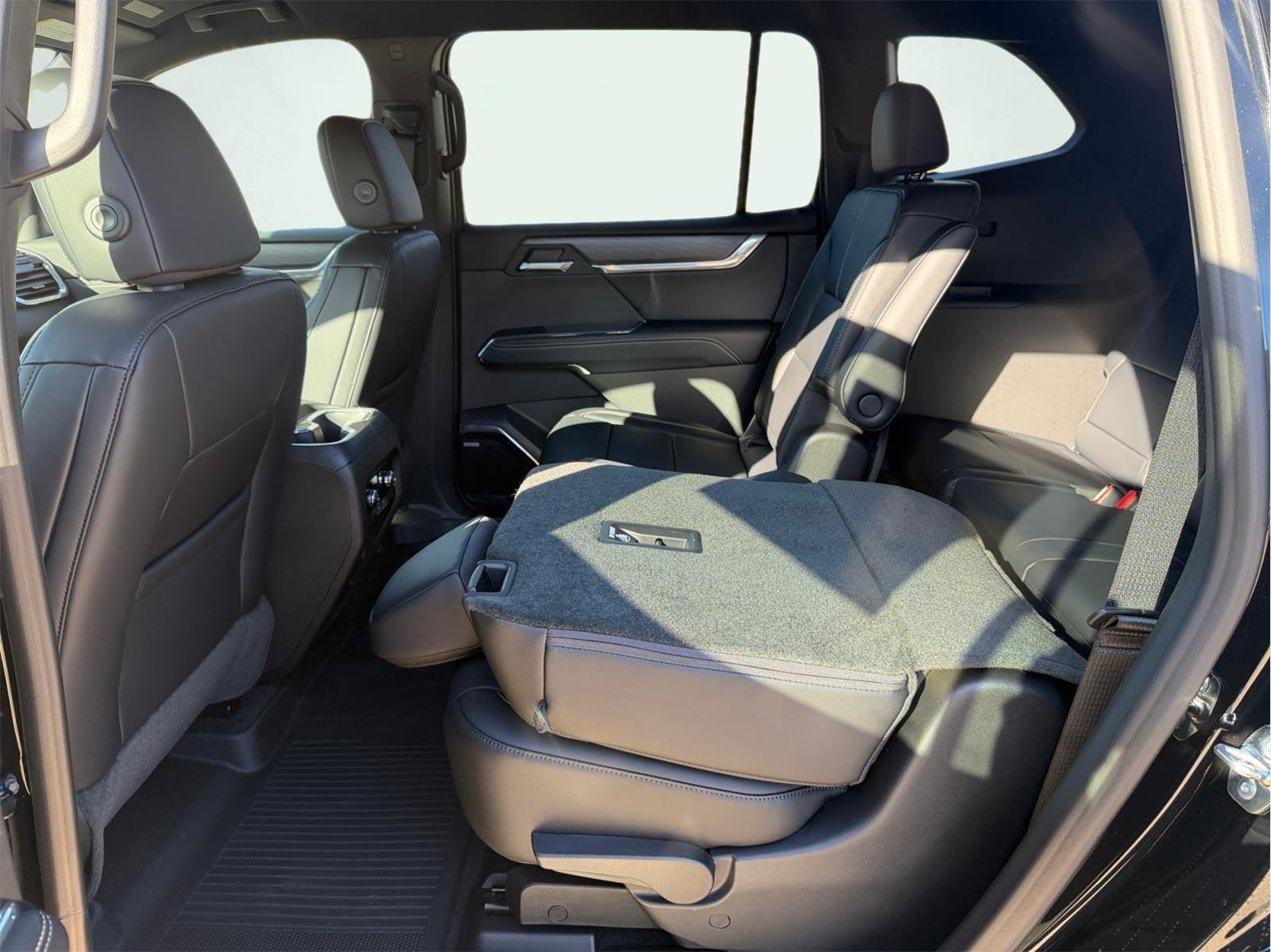 New 2026 GMC Acadia Elevation image 17