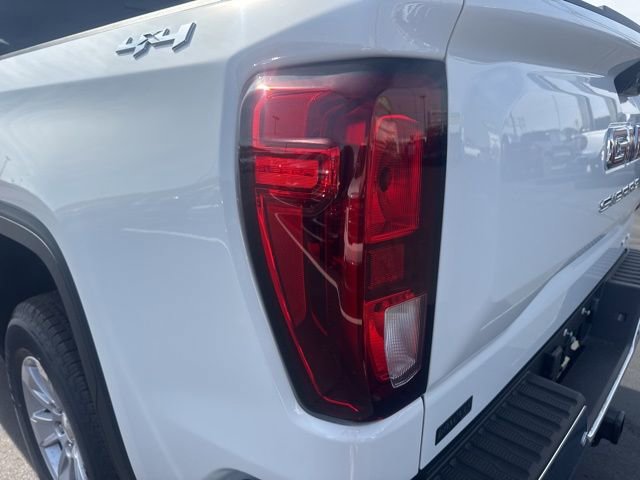 New 2026 GMC Sierra 1500 SLE w/ Preferred Package image 19