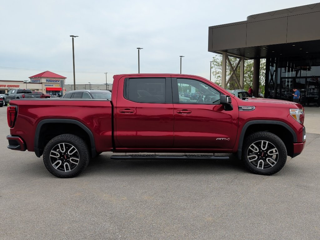 Used 2021 GMC Sierra 1500 AT4 w/ AT4 Preferred Package AWD/4WD image 5