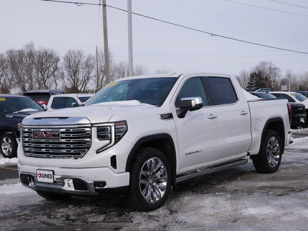 Used 2023 GMC Sierra 1500 Denali AWD/4WD image 2