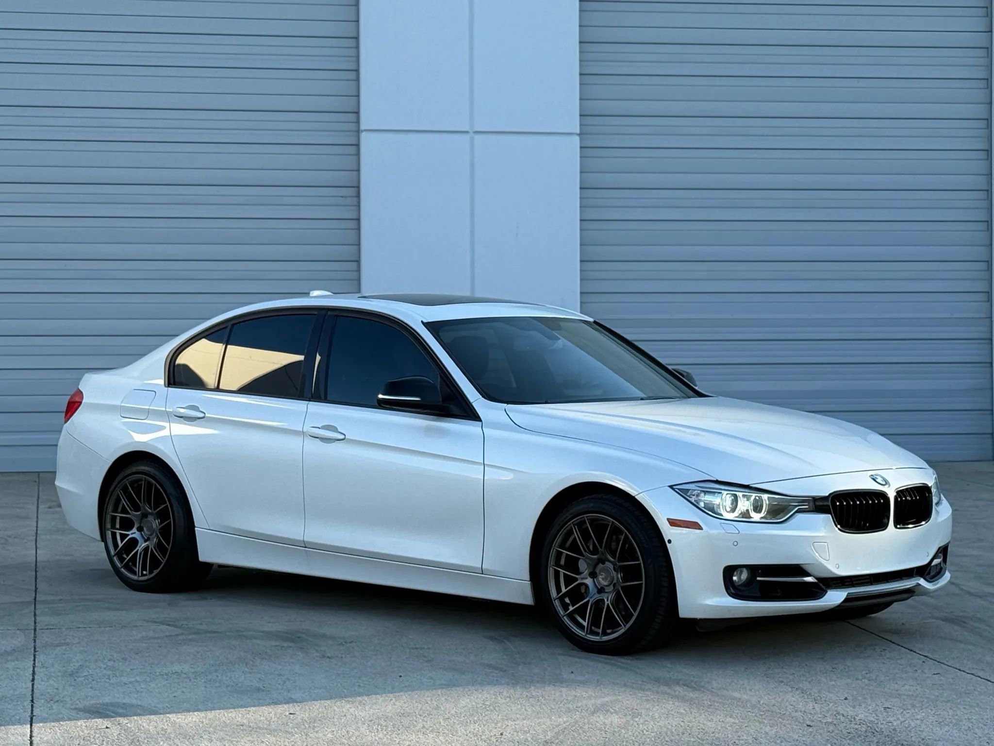 Used 2013 BMW 335i xDrive Sedan image 12